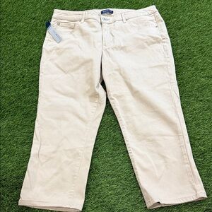 Women’s Bandolino Capri Pants - Tatyana - Super Stretch